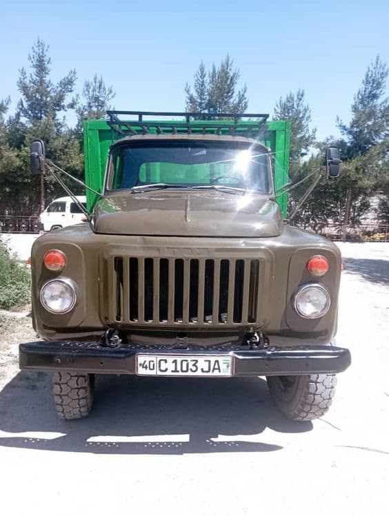 Gaz 53 sotiladi srochno — 1