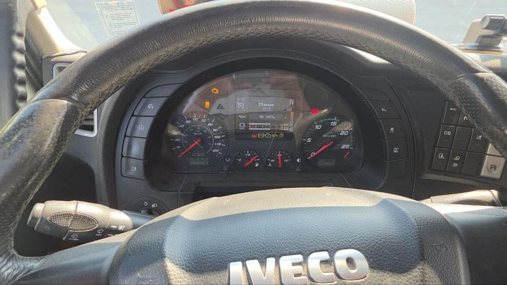 IVECO 460 + KRONE Прицеп Сотилади 
Йили: 2019 — 8