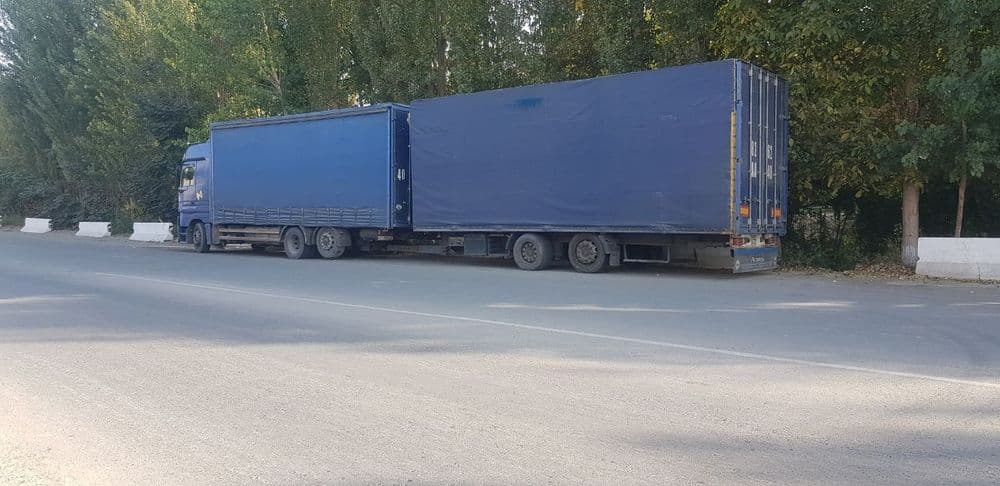 Mercedes-Bens fura — 4