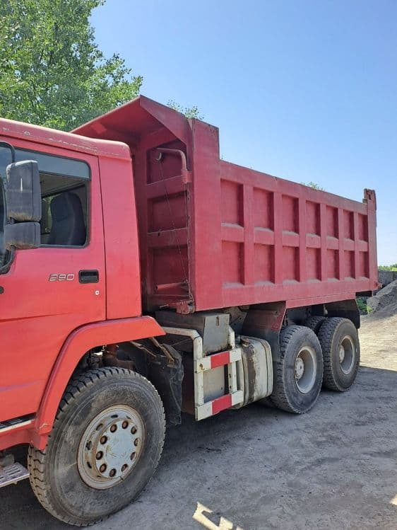 Продаётся камаз (Howo) — 2