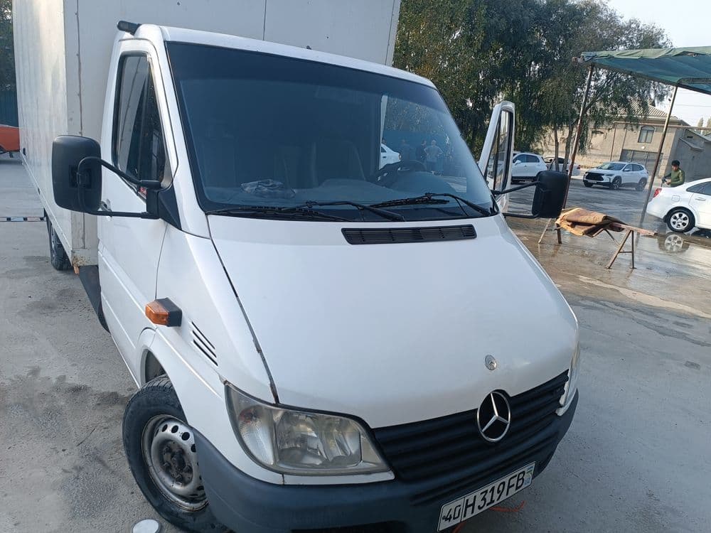 Mers sprinter 2006 — 1