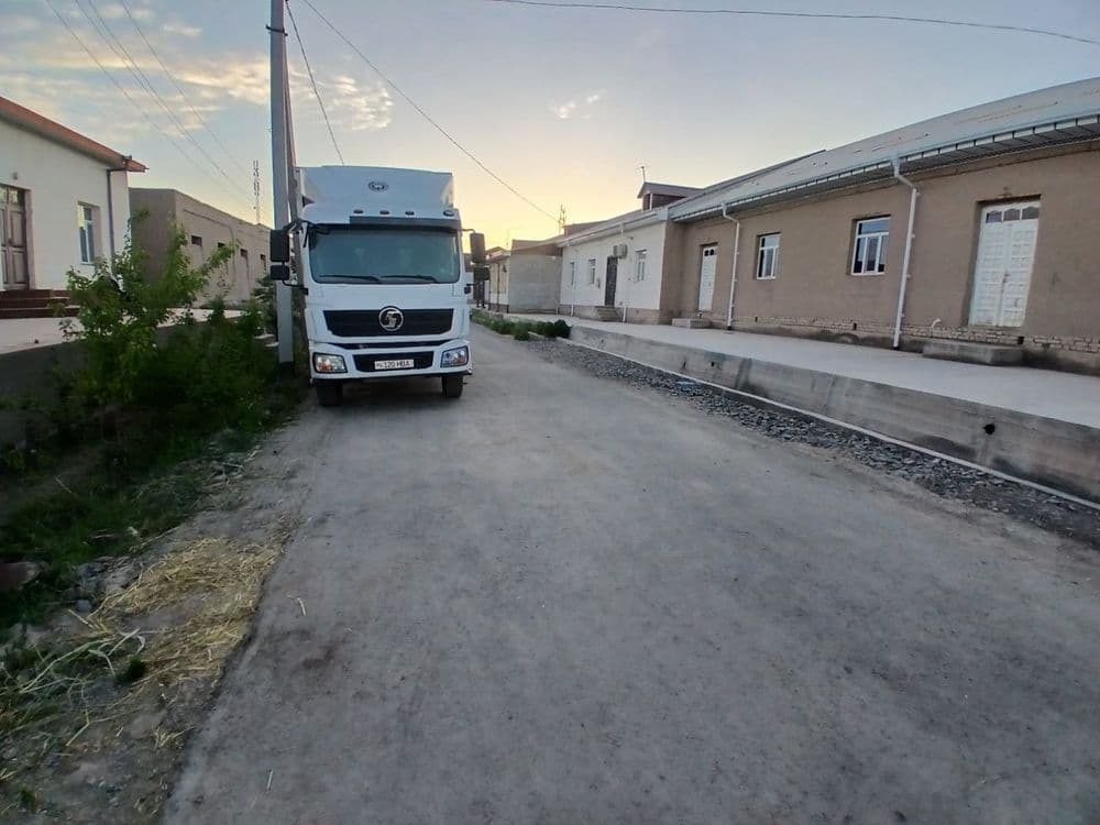 Shacman furgon sotiladi