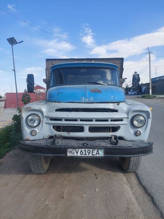 Zil 130 sotiladi — 1