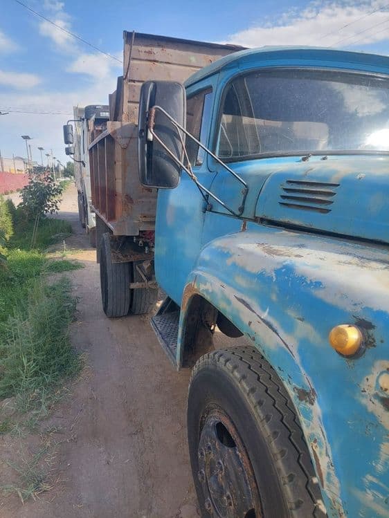 Zil 130 sotiladi — 4