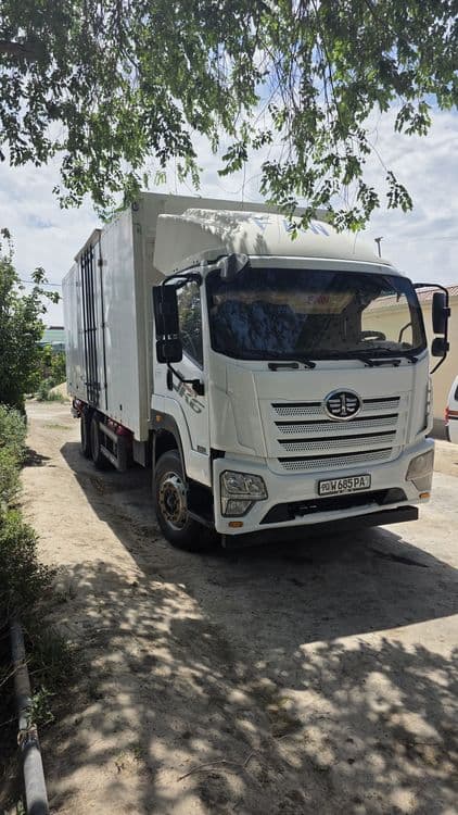 FAW furgon sotiladi 510.mln — 3