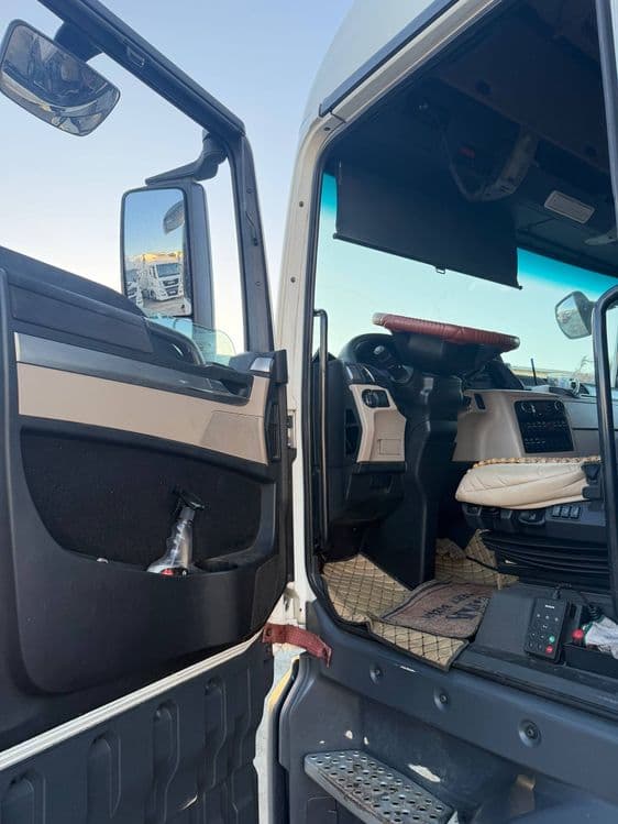 MAN TGX 18.460 EURO 6 Тягач Сотилади — 6