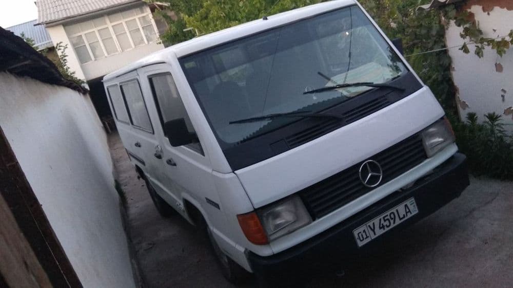 MB 100 mersedes benz — 2