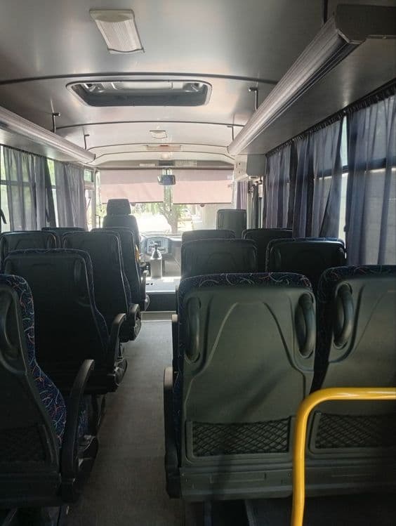 Autobus moshina 50 prabek saloni miyahkiy — 2
