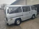 Nissan caravan сотилади