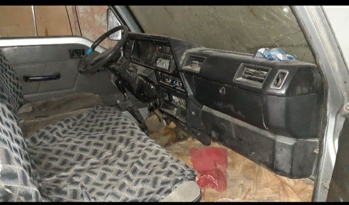 Nissan caravan сотилади — 2