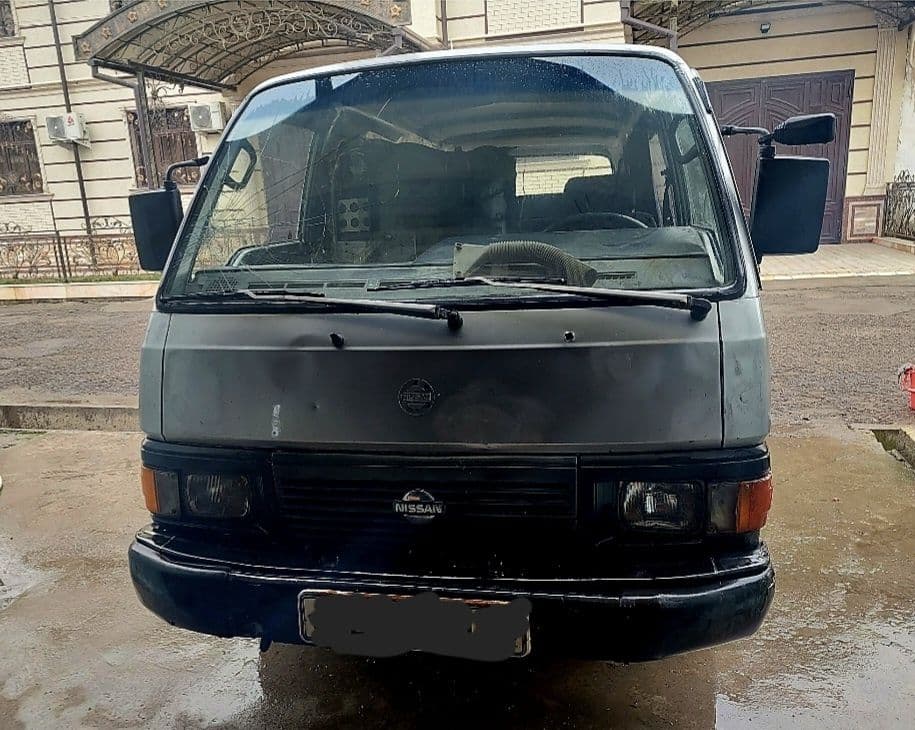 Nissan caravan сотилади — 4