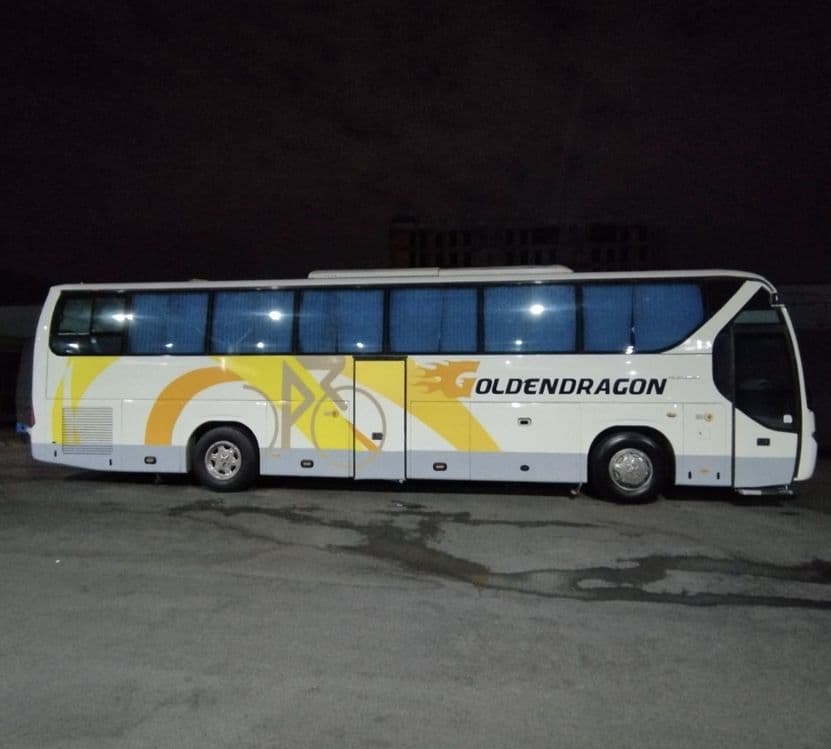 Avtobus golden dragon — 2