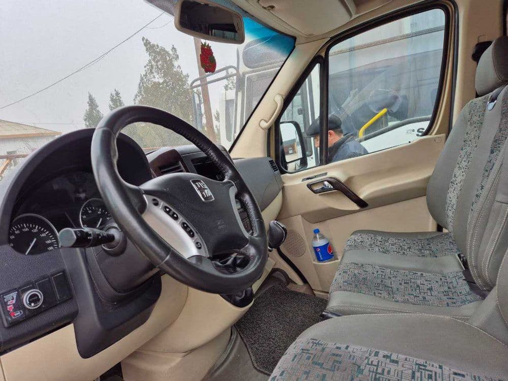 Микроавтобус Foton, Zhongtong — 5