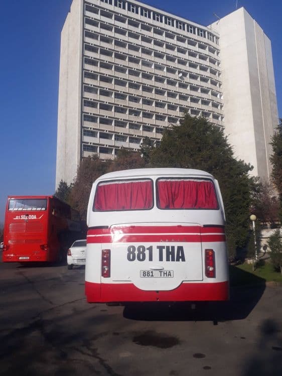 Автобус ЛАЗ 695 ретро — 2