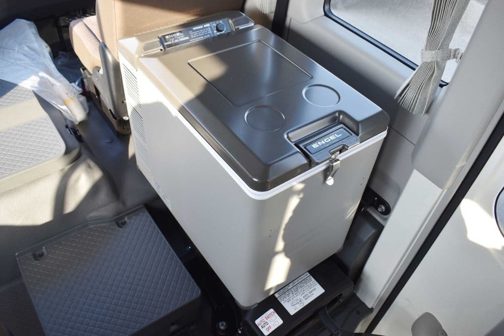 Toyota coaster 22 seats — 2