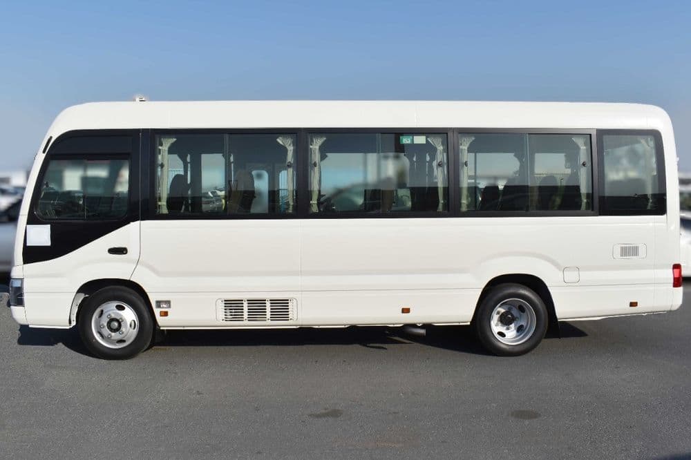 Toyota coaster 22 seats — 6