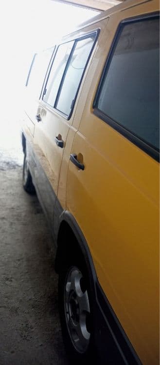 Ssangyong Istana — 4