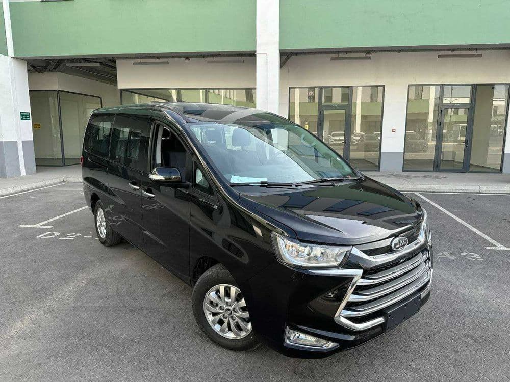 JAC M4 Refine Automat Karobka Lyuks Komfort — 2
