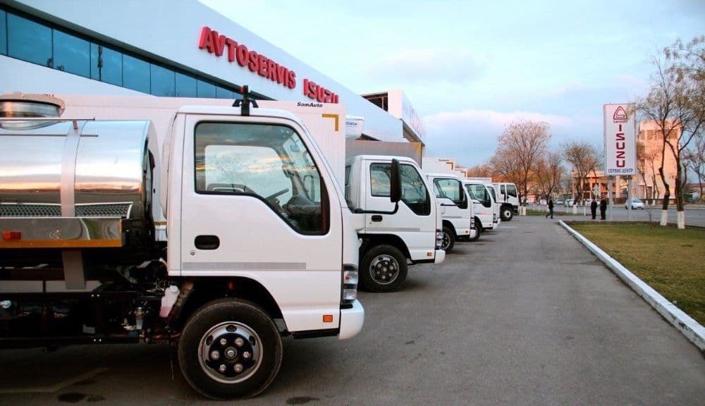 Междугородный автобус Isuzu HD50 — 4