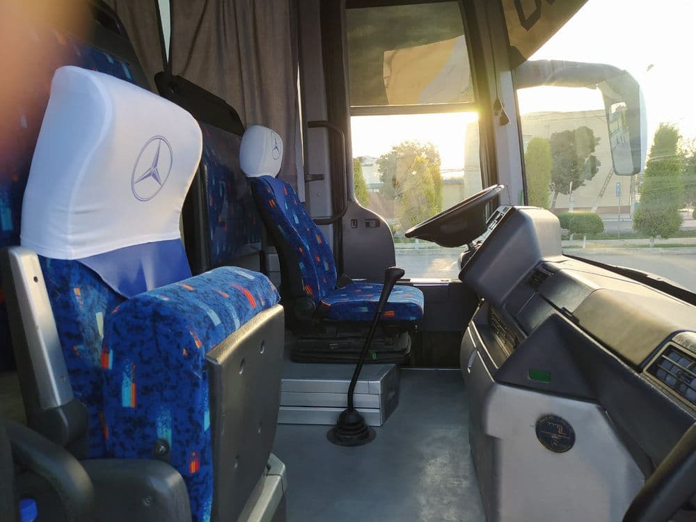 Mersedes bens  Avtobus sotiladi 2017 yil — 6