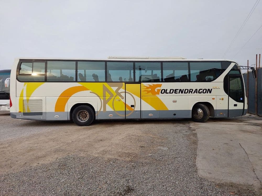 Продаётся автобус GOLDENDRAGON 2012 — 1