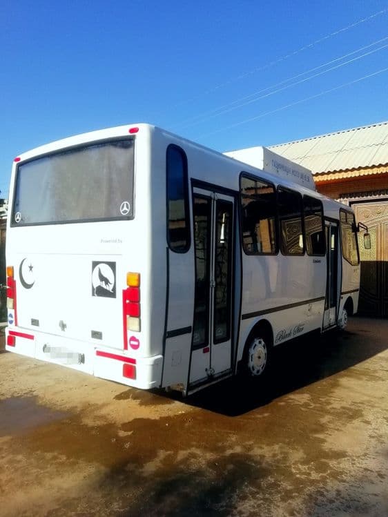 Isuzu avtobusi sotiladi — 3