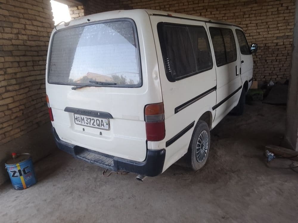 Toyota mikra avtobus sotiladi — 5