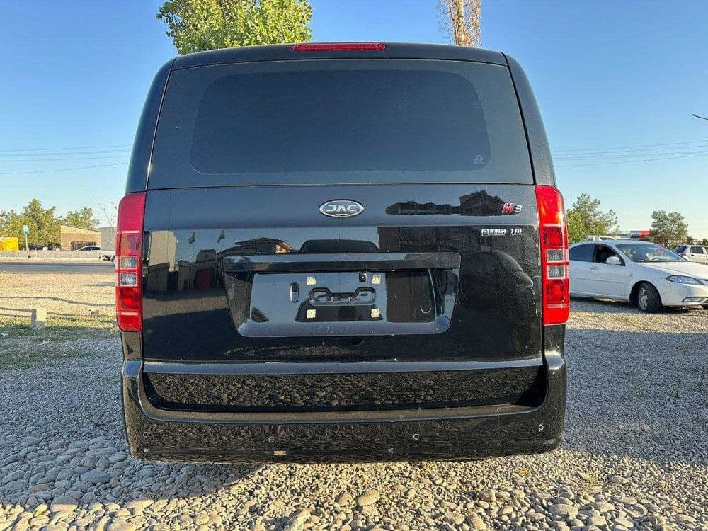 JAC M3 PLUS minibus . Sotuvda cheklanmagan miqdorda mavjud. — 4