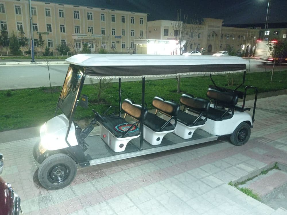 Golf car 10 kishilik — 2