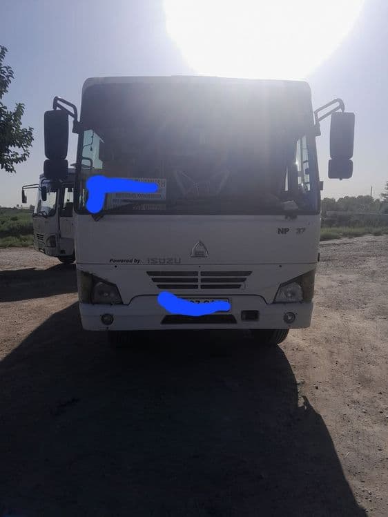 Isuzu  SAZ avtobus — 2