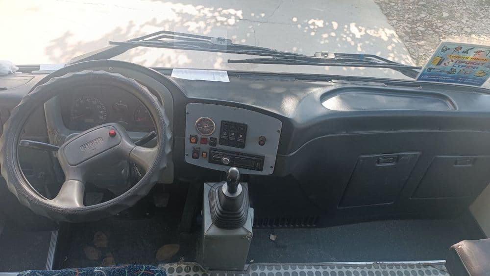 Isuzu avtobus 2013-yil — 4