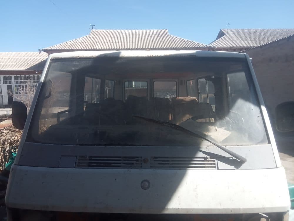 Mercedes-Benz 616 сотилади — 4