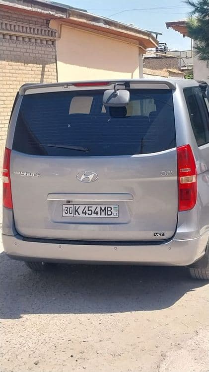 Hyundai-stareks 2011 — 3