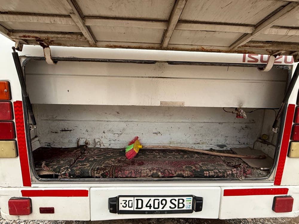 Tayyor yurib turgan Isuzu avtobus sotiladi! — 7
