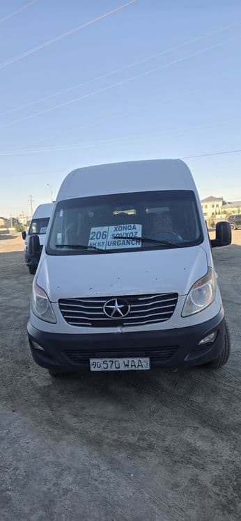 Микроавтобус JAC SUNRAY