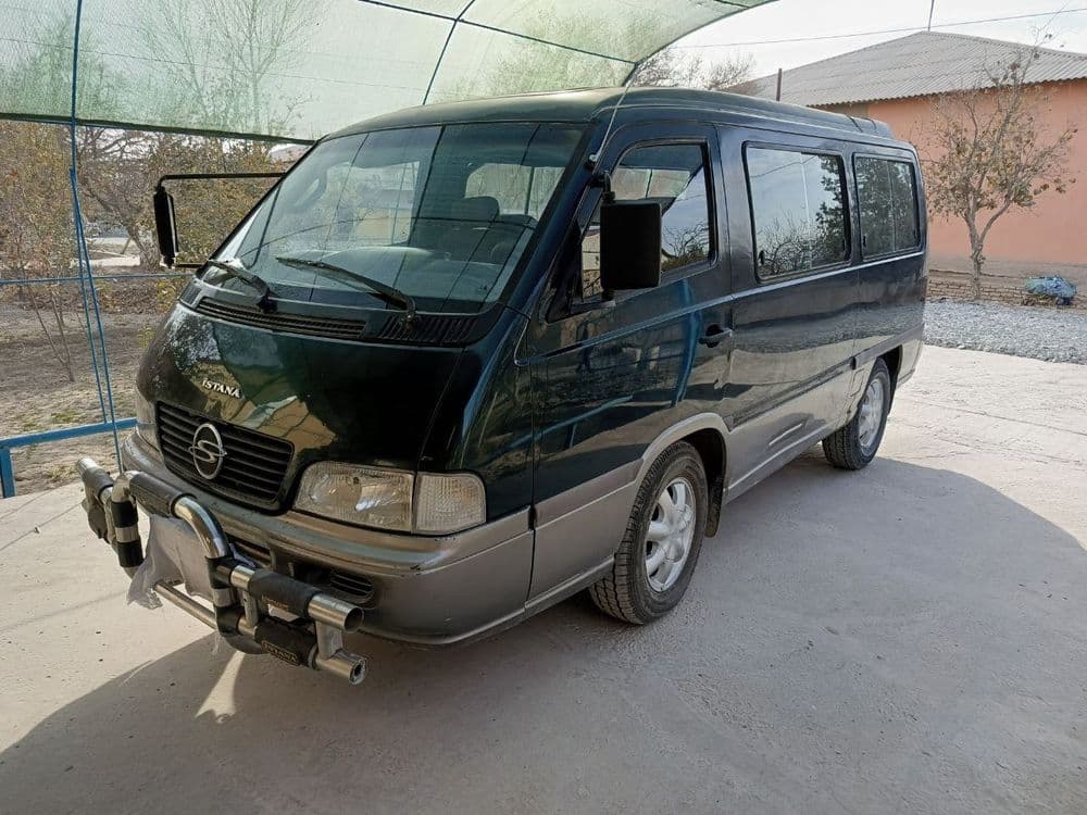 Микроавтобус ISTANA — 2