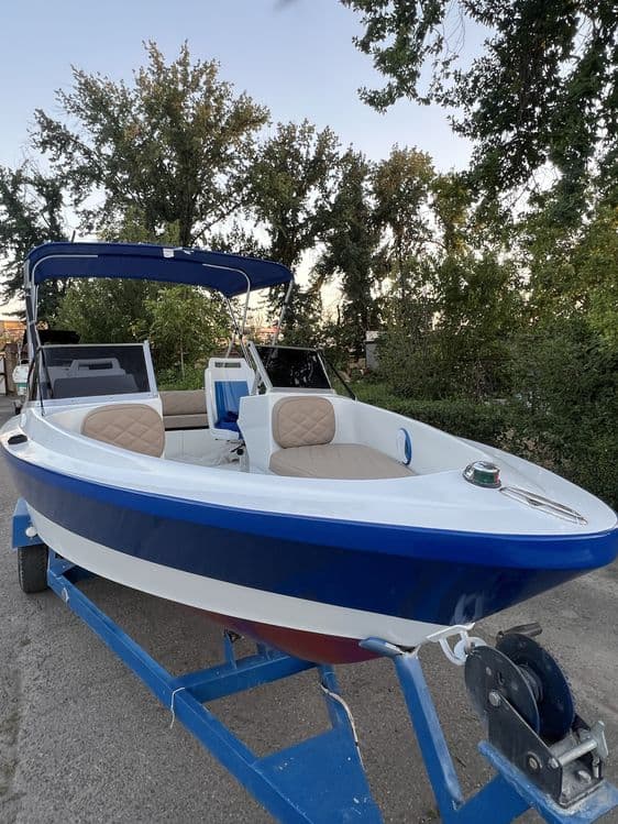 Катер Bayliner
