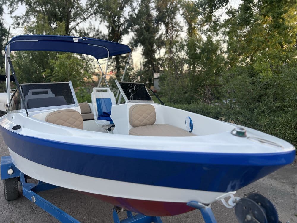 Катер Bayliner — 3