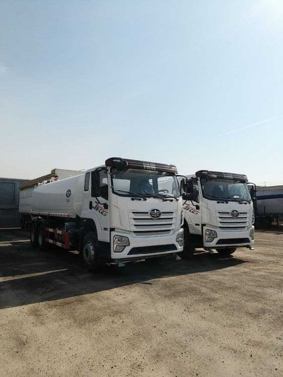 Faw 20Куб водовоз CHina Motorsда — 1