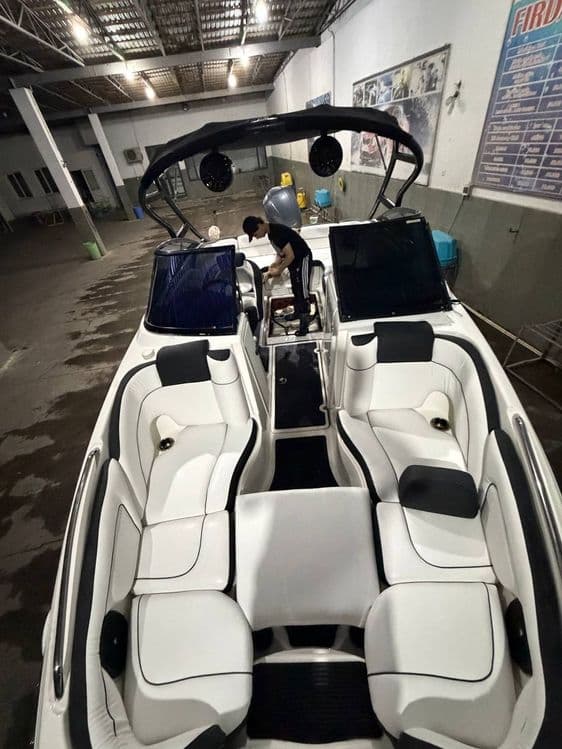 Kater Yamaha 242 Limited S, motor Yamaha F350 — 5