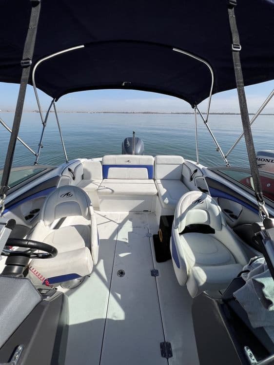 Катер Monterey 217 Blackfin Sport — 5