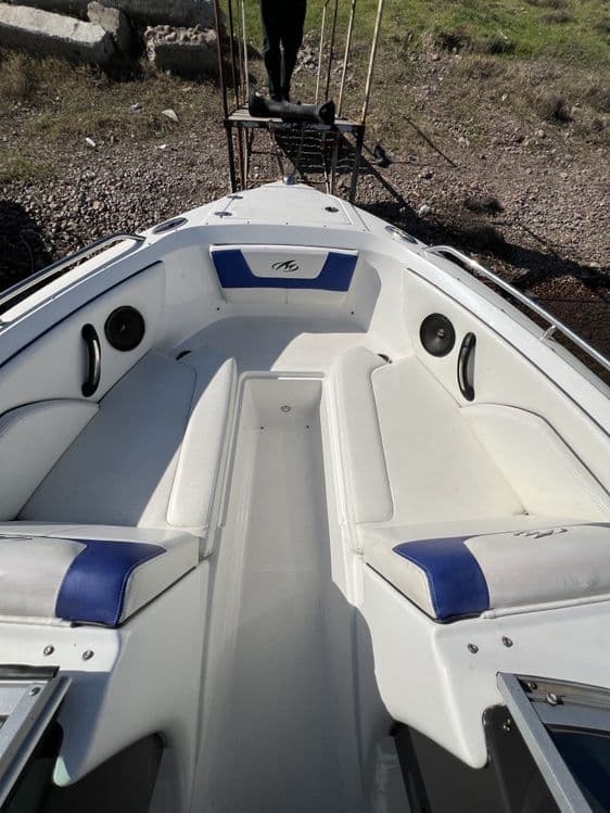 Катер Monterey 217 Blackfin Sport — 6