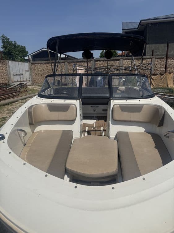 Продается американский катер Bayliner vr4 — 2