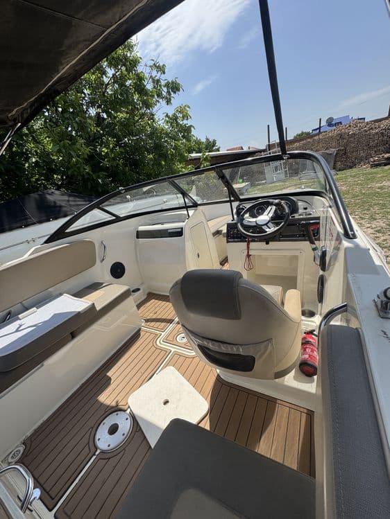 Продается американский катер Bayliner vr4 — 5