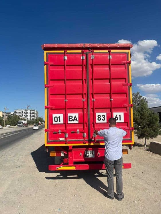 Полуприцеп тентованный 3-х осный в отличном состоянии — 2