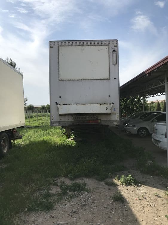 Прицеп сотилади ….. — 1