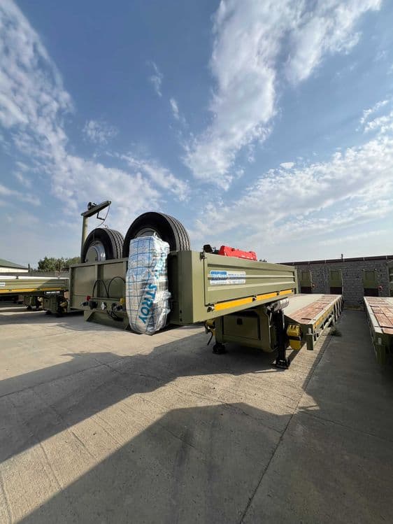 Полуприцеп тяжеловоз низкорамный 70 т — 1
