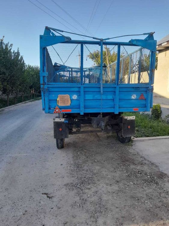 Traktor pritsep sotiladi — 4