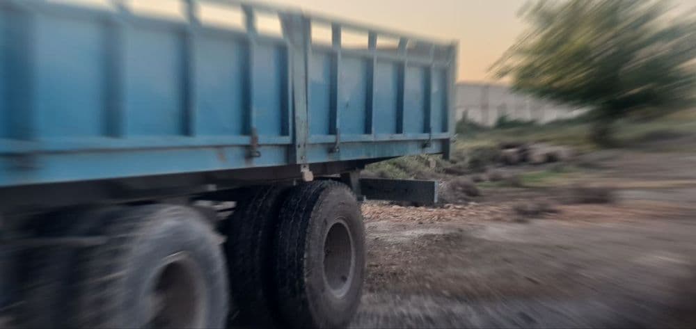 Холати яхши Прицеп сотилади жиззах шахар — 1