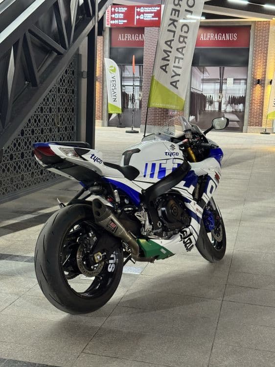 Suzuki GSX-R 750 L4 — 3